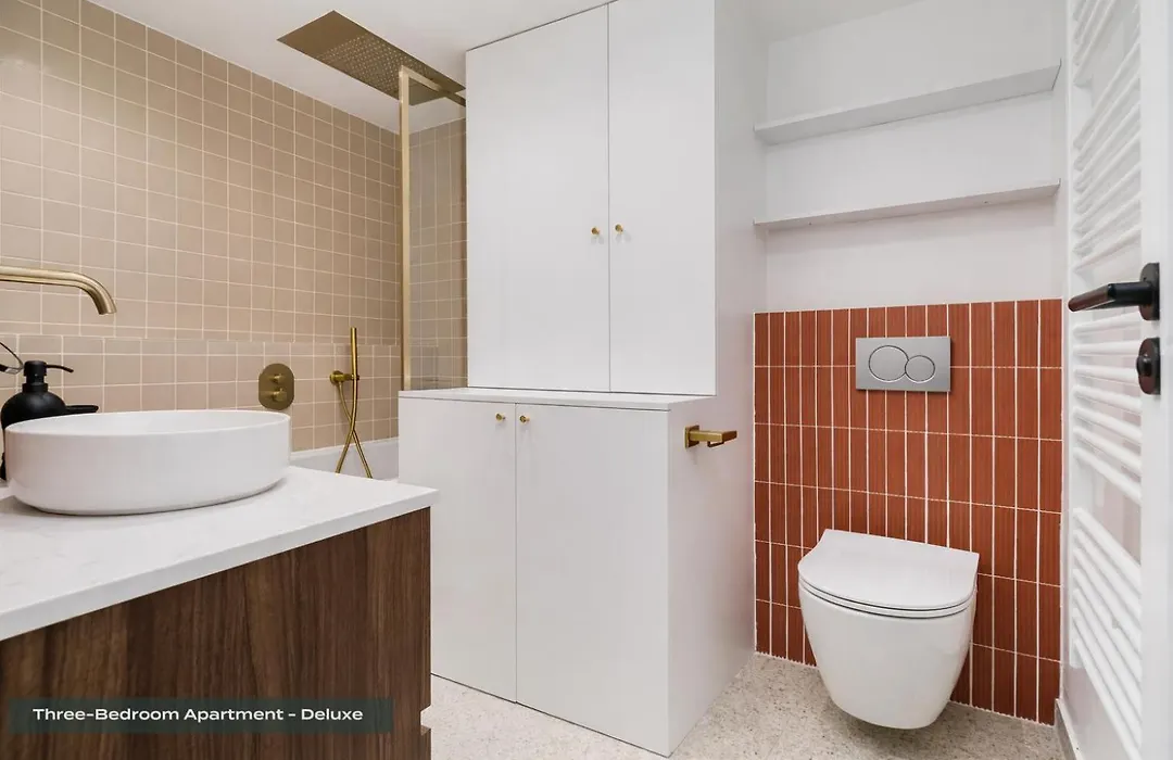 Poeticstay - Louvre - Aboukir-1