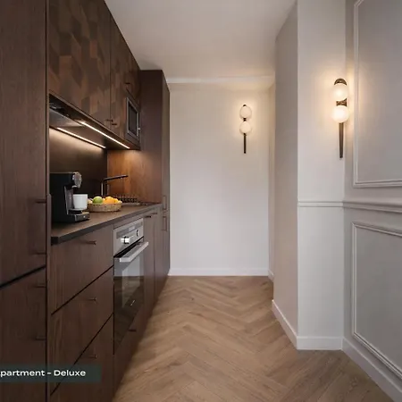 Poeticstay - Louvre - Aboukir-3